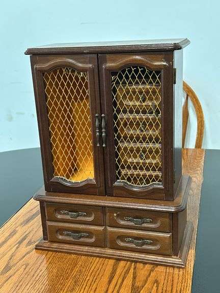 JEWELRY CABINET
