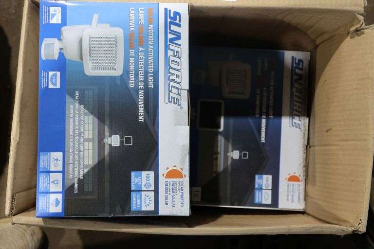 3 SUNFORCE SOLAR MOTION ACTIVATED LIGHTS