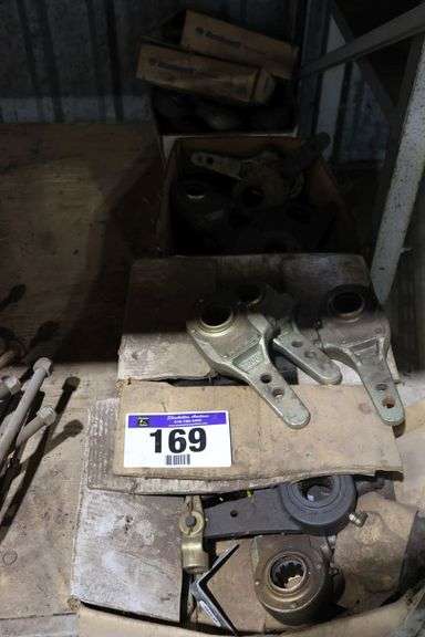 GROUP OF BRAKE SLACK ADJUSTERS