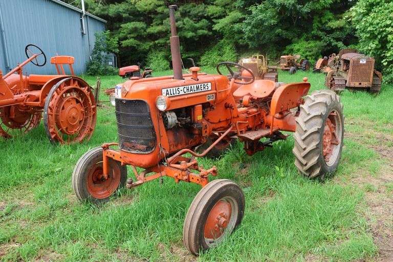 ALLIS CHALMERS D12 TRACTOR
