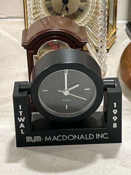 5 SHELF CLOCKS & 1 WALL CLOCK