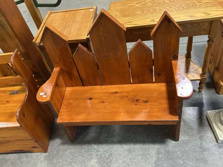 PINE BENCH