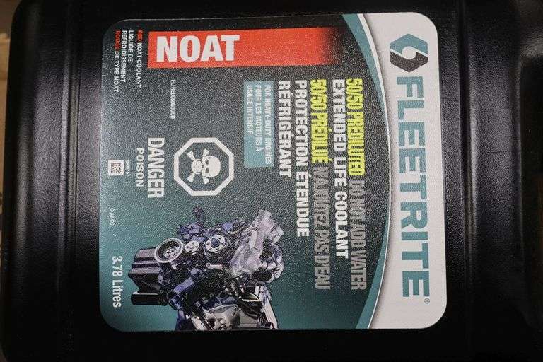 12 JUGS OF FLEETRITE 50/50 COOLANTS