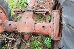 ALLIS CHALMERS TRACTOR FRAME