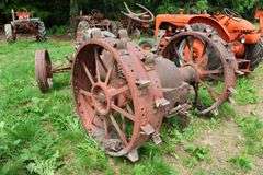 ALLIS CHALMERS UNITED TRACTOR