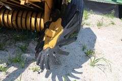 2015 VERMEER REBEL 5420 ROUND BALER