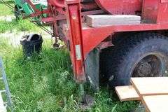 1983 GMC 7000 TRUCK & BUCYRUS ERIE 22W DRILL