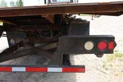 2001 INTERNATIONAL 8100 TANDEM AXLE ROLL OFF TRUCK