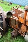 ALLIS CHALMERS UNITED TRACTOR