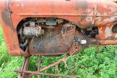 ALLIS CHALMERS 'B' TRACTOR