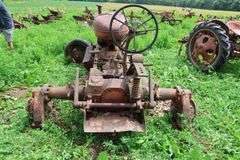 ALLIS CHALMERS 'WD' TRACTOR