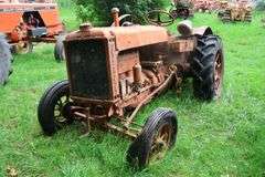 ALLIS CHALMERS UNITED TRACTOR