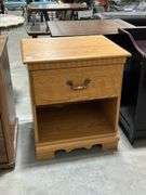 OAK NIGHTSTAND - 16"X19"X18"