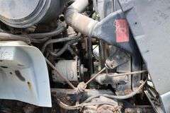 2001 INTERNATIONAL 8100 TANDEM AXLE ROLL OFF TRUCK