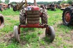 ALLIS CHALMERS D12 SERIES I TRACTOR