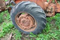 ALLIS CHALMERS D14 TRACTOR
