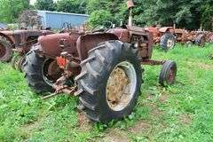 ALLIS CHALMERS D14 TRACTOR