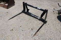 2 PRONG BALE SPEAR