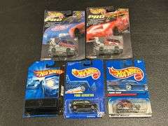 GROUP OF ASSORTED HOT WHEELS CARS