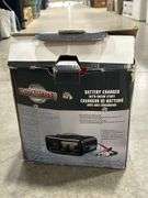 MOTOMASTER BATTERY CHARGER WITH ENGINE START