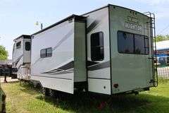 2021 ALLIANCE PARADIGM 370FB CAMPER TRAILER