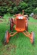 ALLIS CHALMERS 'B' ON STEEL TRACTOR
