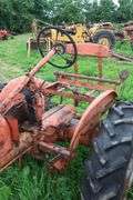 ALLIS CHALMERS 'B' TRACTOR