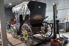 4 SEAT HORSE BUGGY