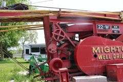 1983 GMC 7000 TRUCK & BUCYRUS ERIE 22W DRILL