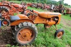 ALLIS CHALMERS B250 TRACTOR