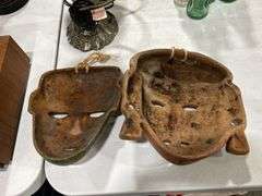 2 CERAMIC WALL MASKS