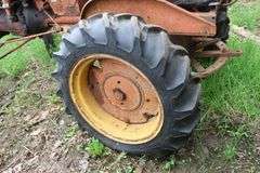 ALLIS CHALMERS 'B' TRACTOR