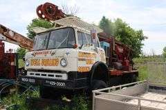 1975 FORD TRUCK & BUCYRUS ERIE 22-W DRILL