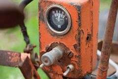 ALLIS CHALMERS 'B' TRACTOR WITH HYDRAULIC UNDER MOUNT