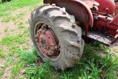 ALLIS CHALMERS D12 SERIES I TRACTOR