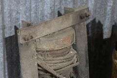 HEAVY DUTY WINCH