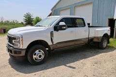 2023 FORD F350 KING RANCH 4WD DUALLY TRUCK