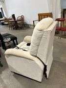 LAZY BOY LIFT CHAIR - NOT TESTED