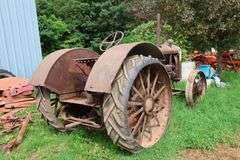 ALLIS CHALMERS E 20-35 TRACTOR ON STEEL