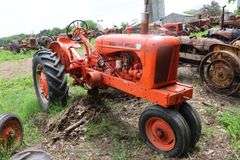 ALLIS CHALMERS 'WD' TRACTOR