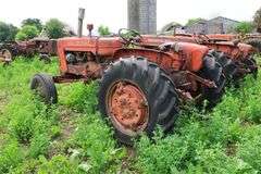 ALLIS CHALMERS D14 TRACTOR
