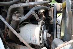2001 INTERNATIONAL 8100 TANDEM AXLE ROLL OFF TRUCK