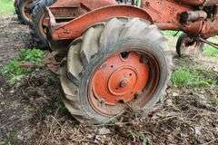 ALLIS CHALMERS 'B' TRACTOR