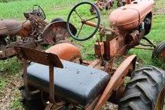 ALLIS CHALMERS 'B' TRACTOR