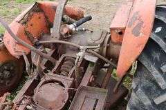 ALLIS CHALMERS TRACTOR FRAME