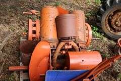 ALLIS CHALMERS 'G' TRACTOR & PLANTER