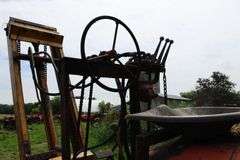 ALLIS CHALMERS 'WD' TRACTOR