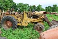ALLIS CHALMERS I60 TRACTOR/LOADER/BACKHOE