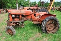 ALLIS CHALMERS D10 TRACTOR