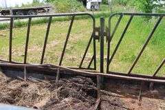 ROUND BALE FEEDER